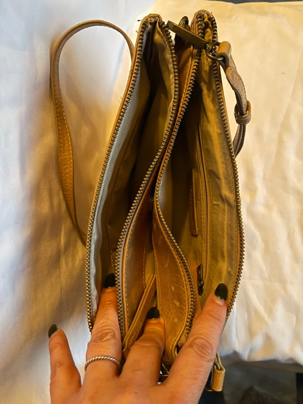 Lucky Brand Tan Leather Messenger Crossbody